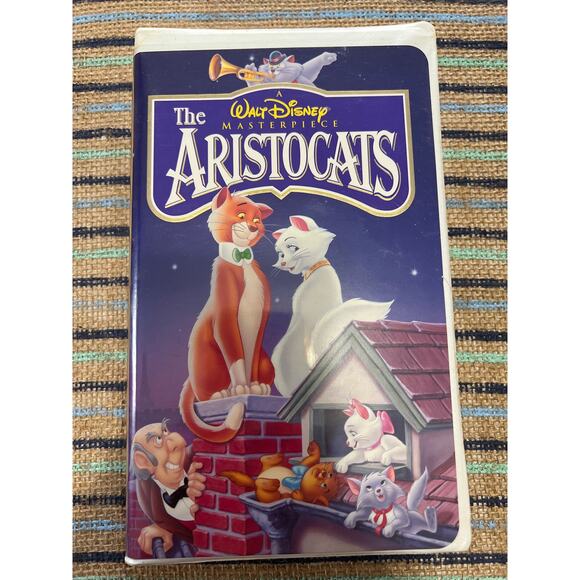 Disney The Aristocats Clamshell Case VHS Pre-Loved - Picture 1 of 5